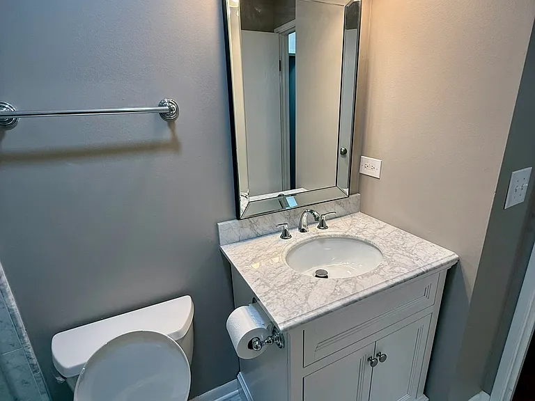 2252 Abbeywood Dr #F — Photo 16