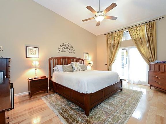 5th image of 605 Crystal Grove Blvd