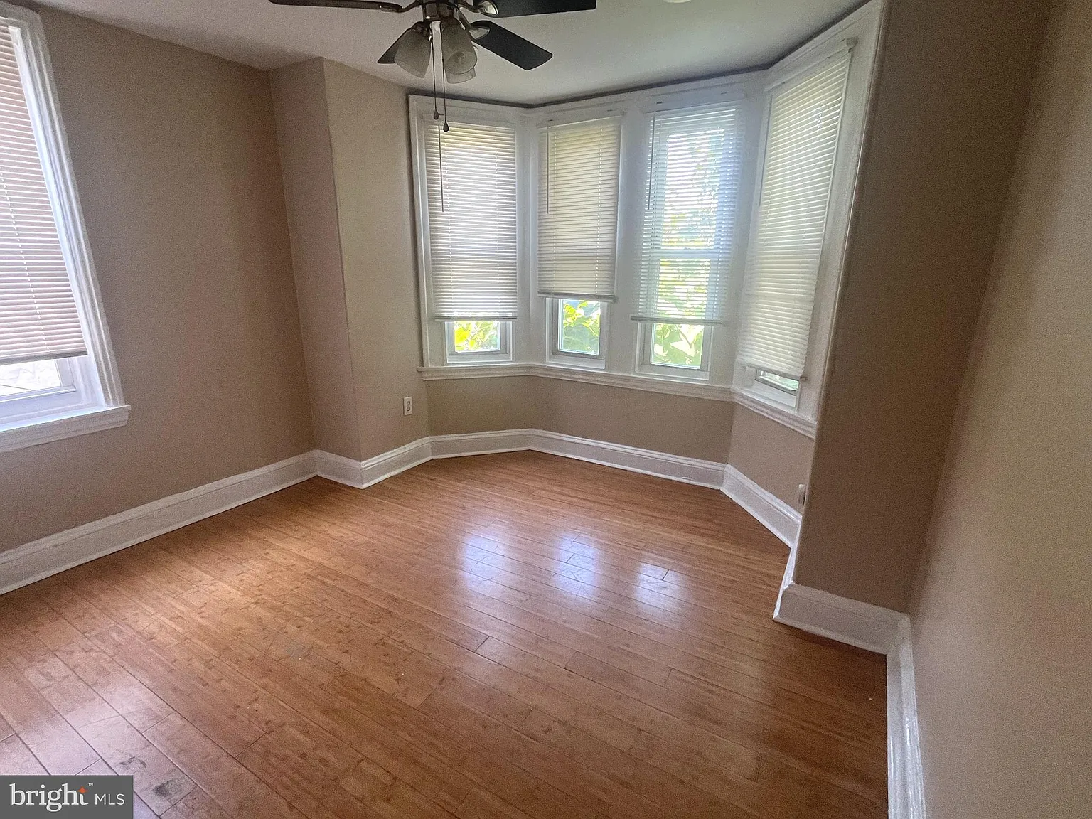 2 bed, 600 sqft, $1,150 — Photo 1