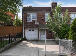 18-48 21st Rd, Astoria, NY 11105