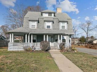 606 New Boston Rd, Fall River, MA 02720