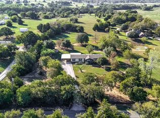 1117 W Blackjack Rd, Aubrey, TX 76227