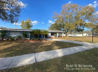 3201 Acacia St, Lutz, FL 33558