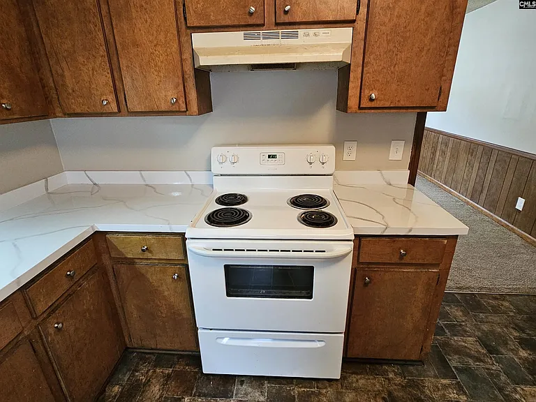 3904 Persimmon St — Photo 10