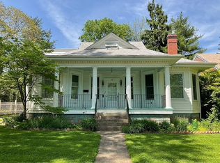 25 Elmwood Pl, Athens, OH 45701