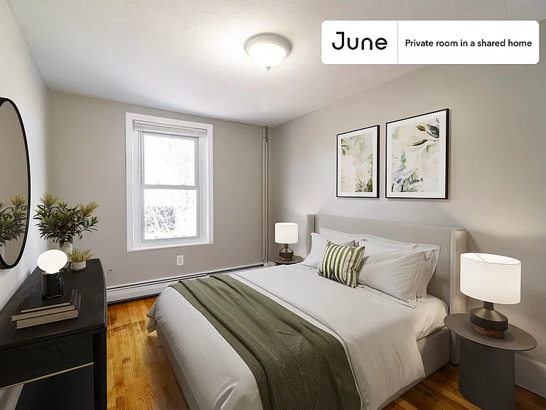 14 Bacon St #A — Photo 1