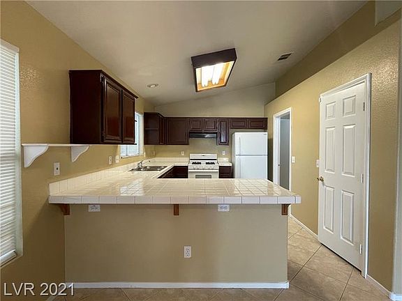 5th image of 501 Wheaties Way
