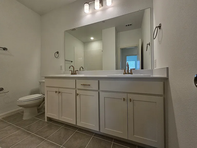9452 Espalier St — Photo 23