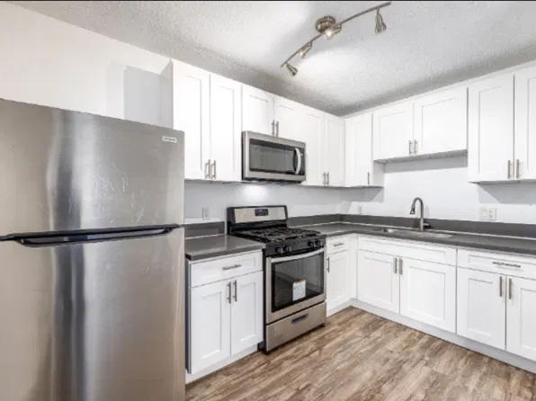 Dream Lofts, 5940 San Fernando Rd #2, Glendale, CA 91202