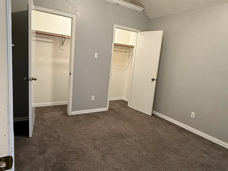 850 Golden Valley Ct — Photo 9