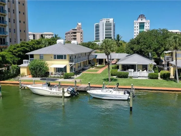 522 Golden Gate Point #12, Sarasota, FL 34236