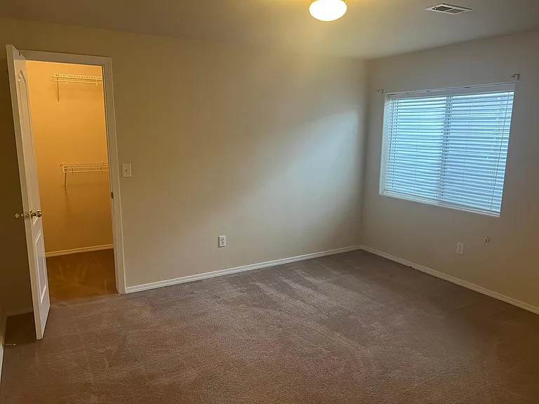 17055 Mountain Lake Dr — Photo 25