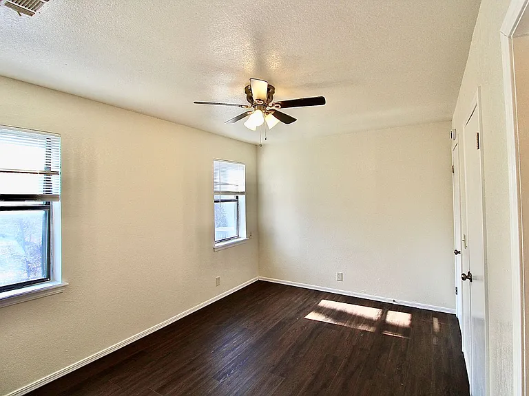 2336 Heatherfield Ln — Photo 19