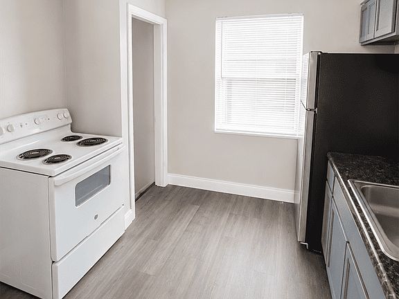 2nd image of 3652 Otterbein Ave #3652