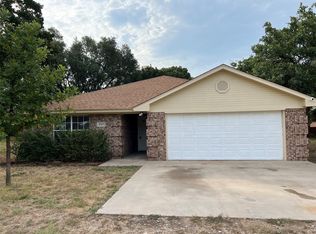 2065 J E Woody Rd, Springtown, TX 76082