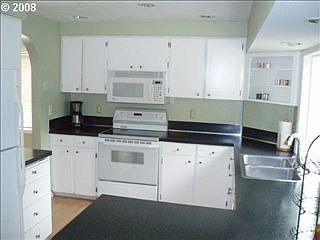 3rd image of 2785 SE Willow Dr