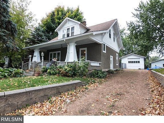 2nd image of 8072 Victoria Dr