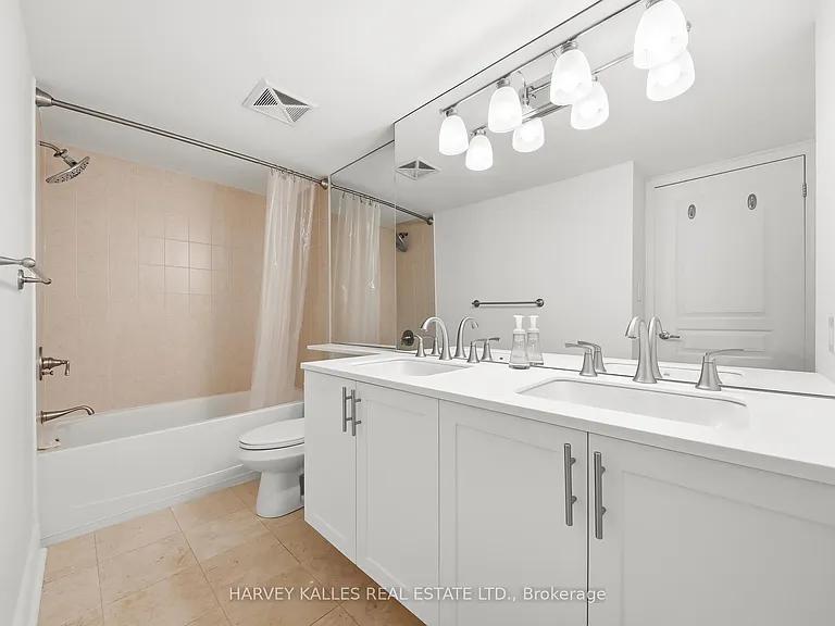 308 Palmerston Ave #Penthouse 14 — Photo 26