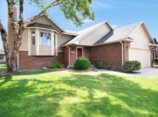 11615 W Carr Cir, Wichita, KS 67209