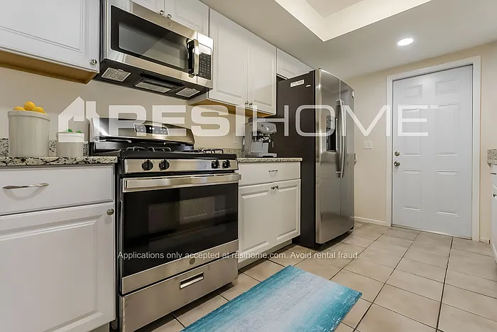 8440 N River Dune St — Photo 3
