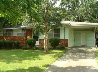 213 Palomino Ln, Warner Robins, GA