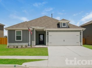 9721 Sierra Grande Dr, Fort Worth, TX 76140