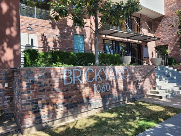 1060 S 3rd St APT 141, San Jose, CA 95112