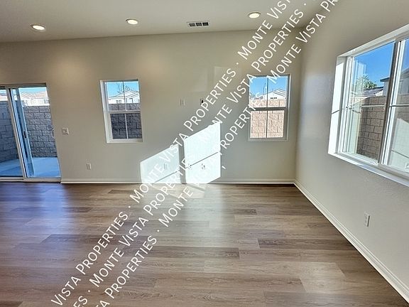4th image of 170 N Sutter Ave