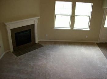 3rd image of 21424 Naples Hollow Ln