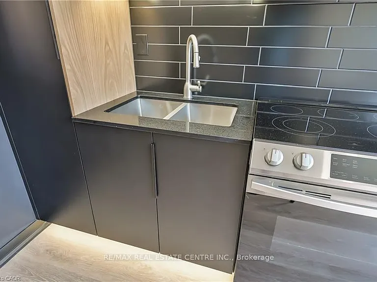 43 Mahony Ave #3 — Photo 9
