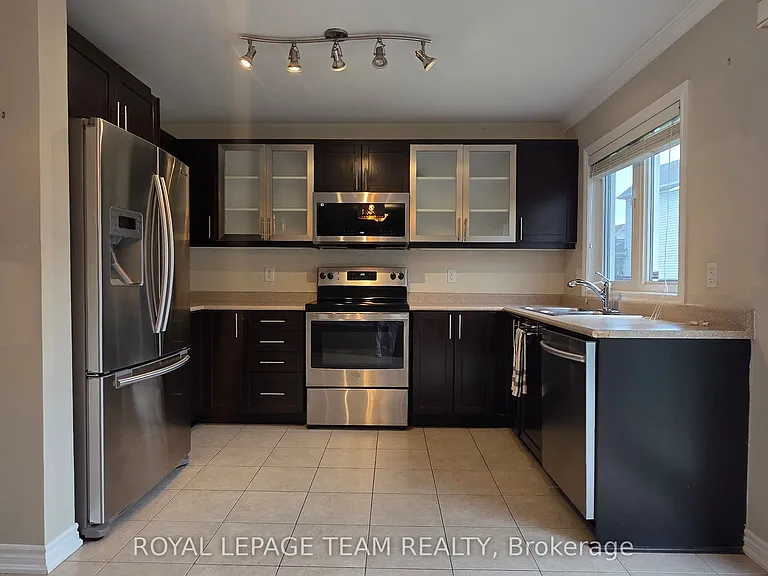 2714 Grand Vista Cir — Photo 6