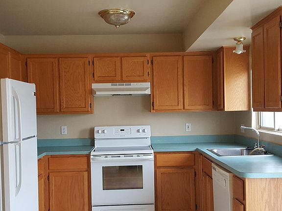 2nd image of 19556 Spagnuolo Ln