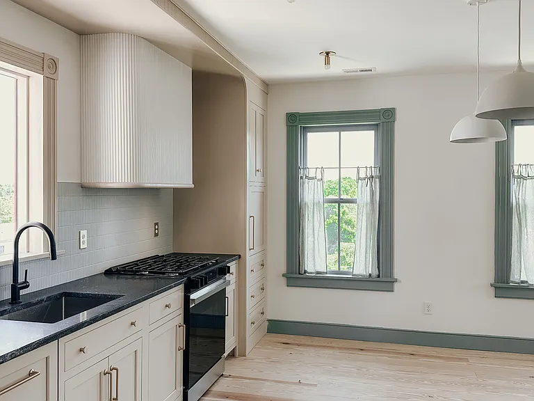117 S Jefferson St #2 — Photo 5