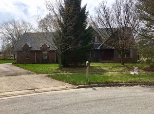 2148 S Lake Ct, Findlay, OH 45840