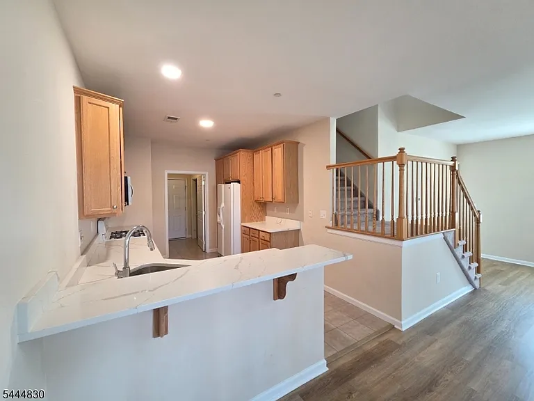3 Liberty Way — Photo 7