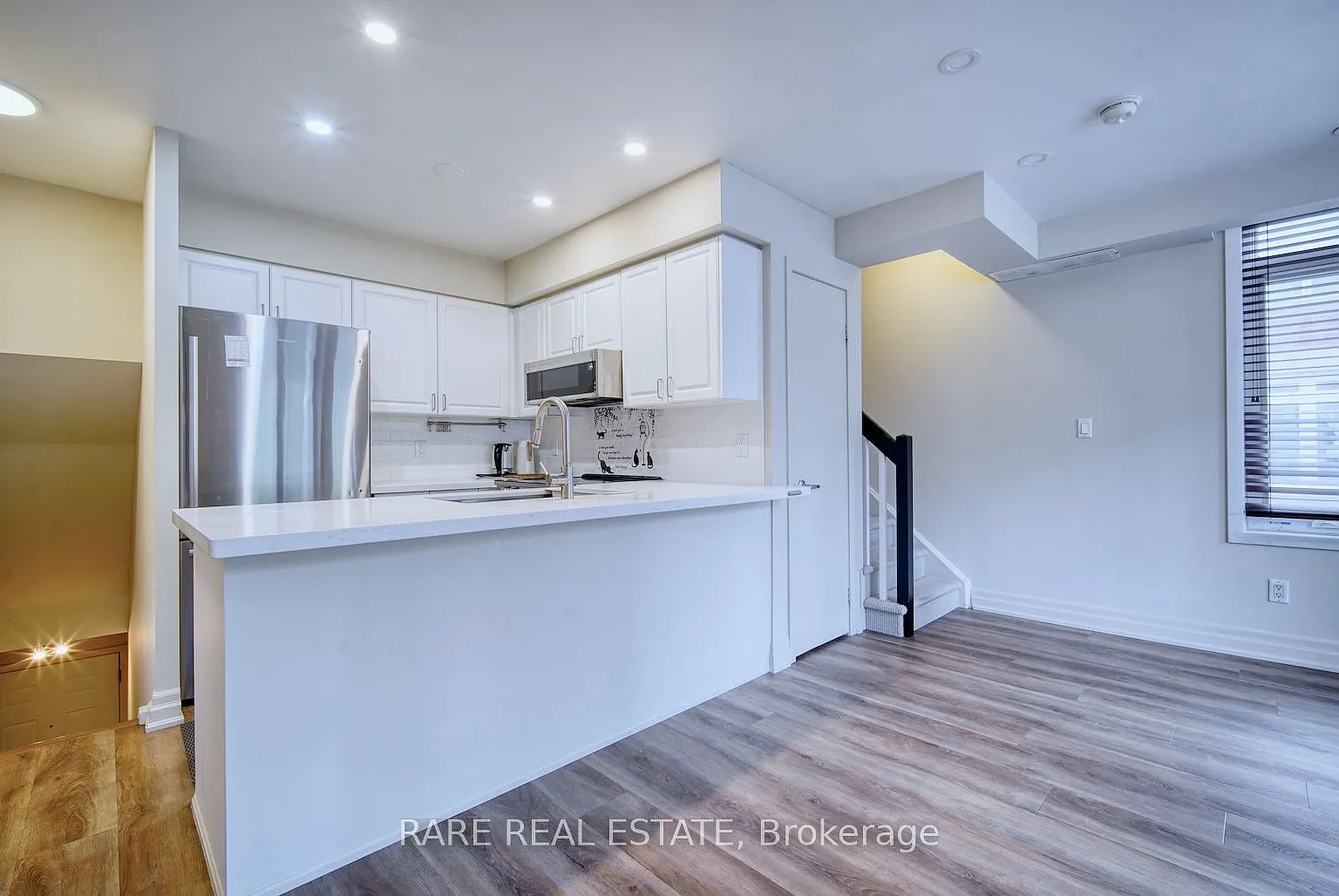 2 bed, $3,000 — Photo 1