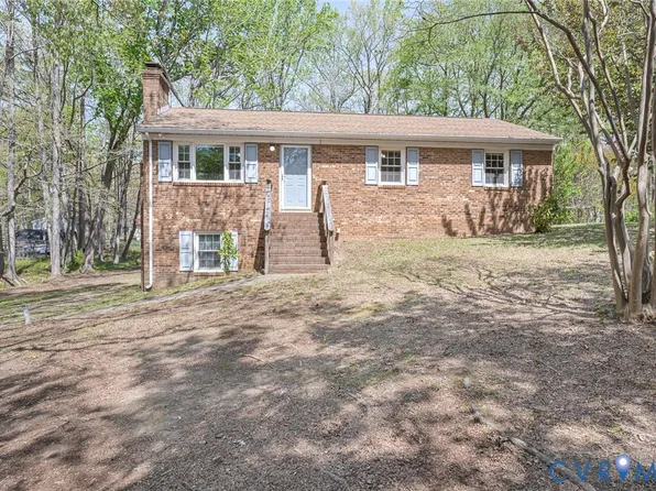 1624 Chippewa Ln, Powhatan, VA 23139