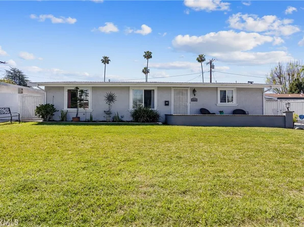 16560 E Kingside Dr, Covina, CA 91722