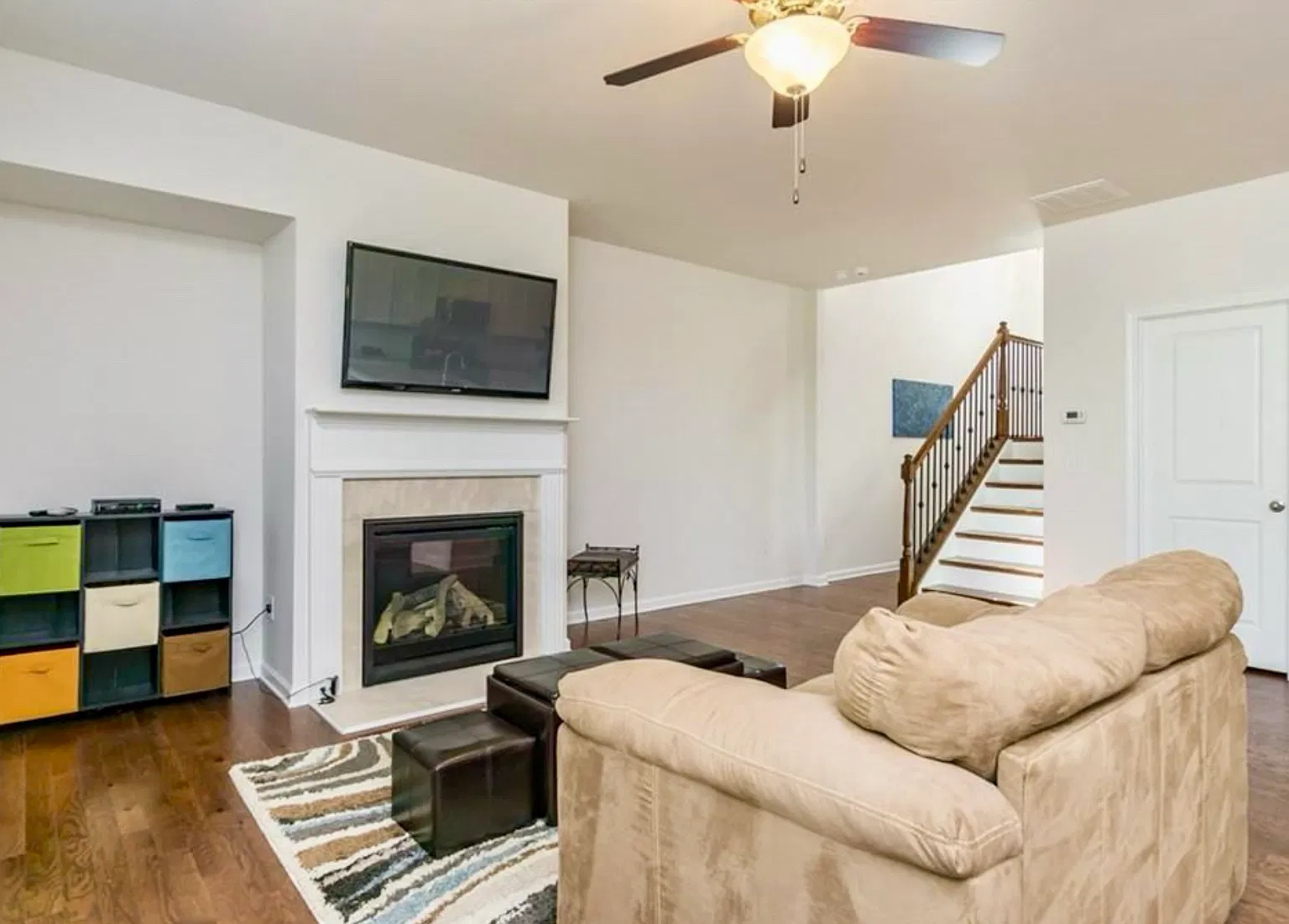 271 Stone Park Dr — Photo 3
