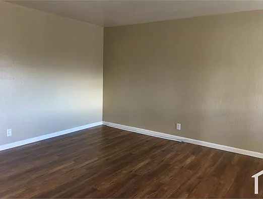 755 E Duane Ave #H — Photo 11