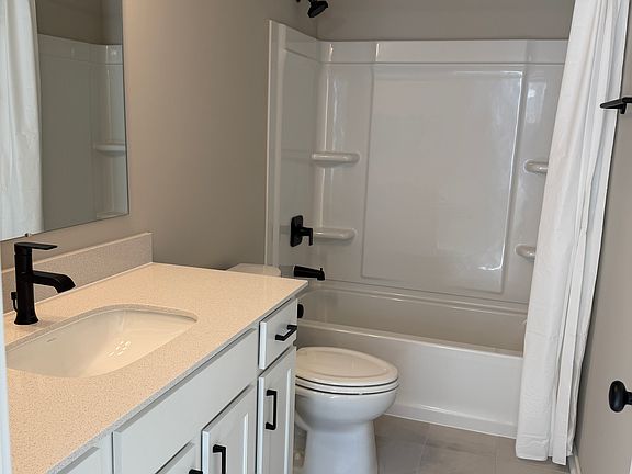 5th image of 5484 Fawnsbury Ct