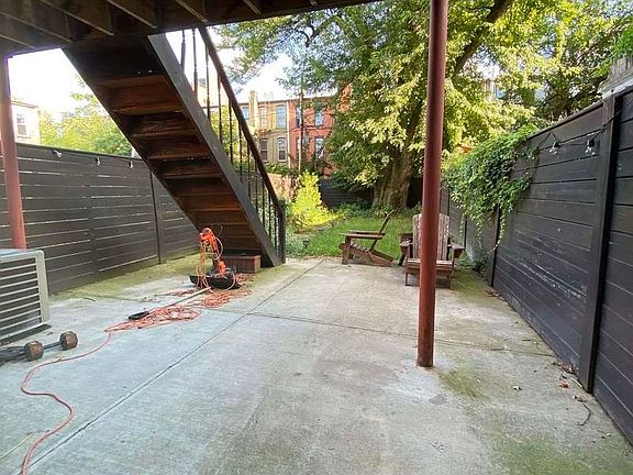 5th image of 706 Hancock St #1P