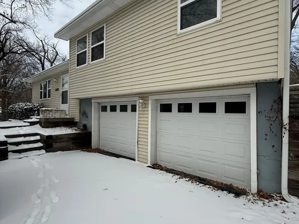 3414 NW 56th St, Kansas City, MO 64151