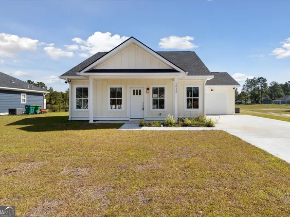 1613 Ashantilly Dr, Darien, GA 31305