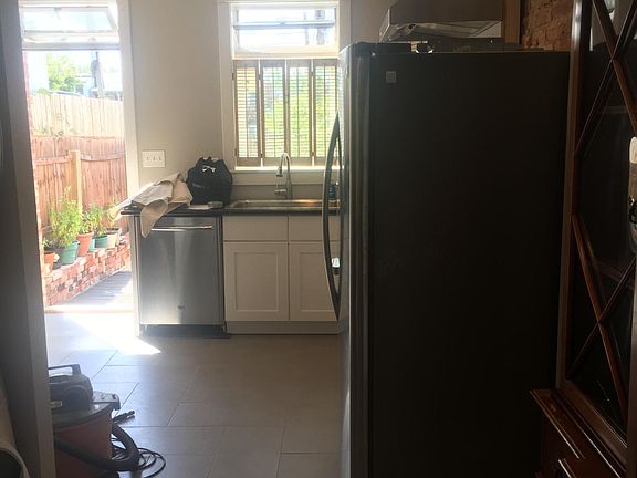 Entrance to kitchen
