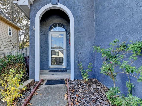 4th image of 1112 Ashbury Dr