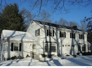418 Whippoorwill Rd, Chappaqua, NY 10514