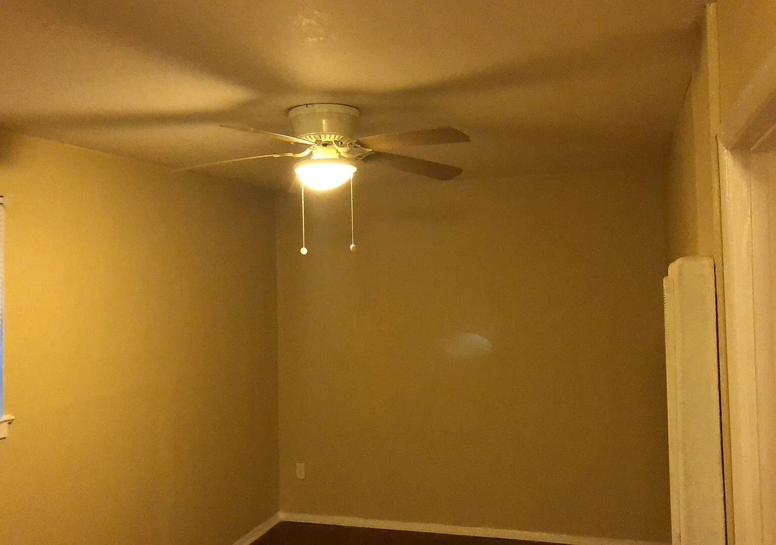 1160 Springdale — Photo 2