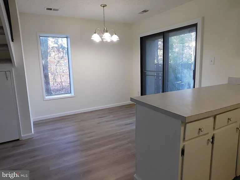 2130 Cartwright Pl — Photo 7