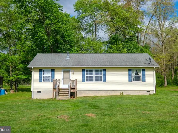 10995 Brocks Gap Rd, Fulks Run, VA 22830